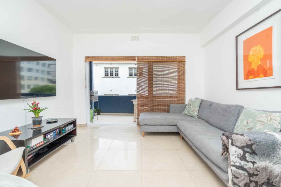 2 Bedroom Property for Sale in Three Anchor Bay Western Cape